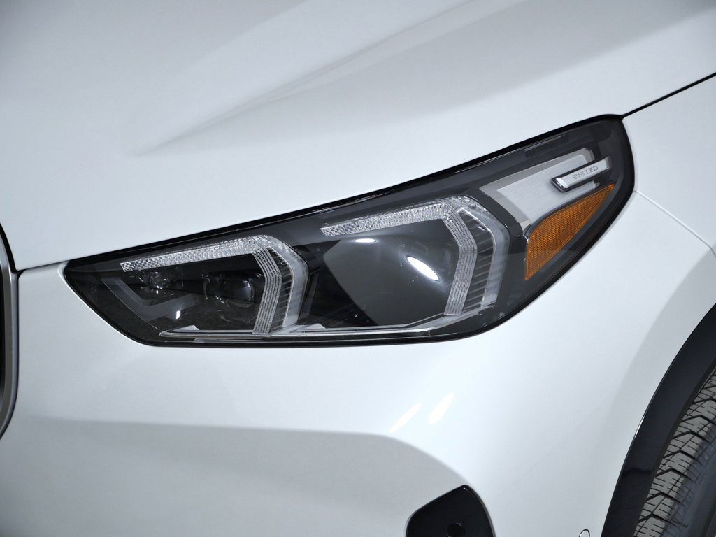 Thumbnail: 2026 BMW X1 - 17