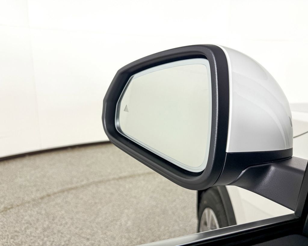 Thumbnail: 2025 BMW X1 - 39