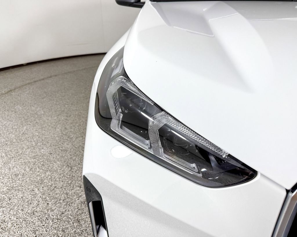 Thumbnail: 2025 BMW X1 - 21