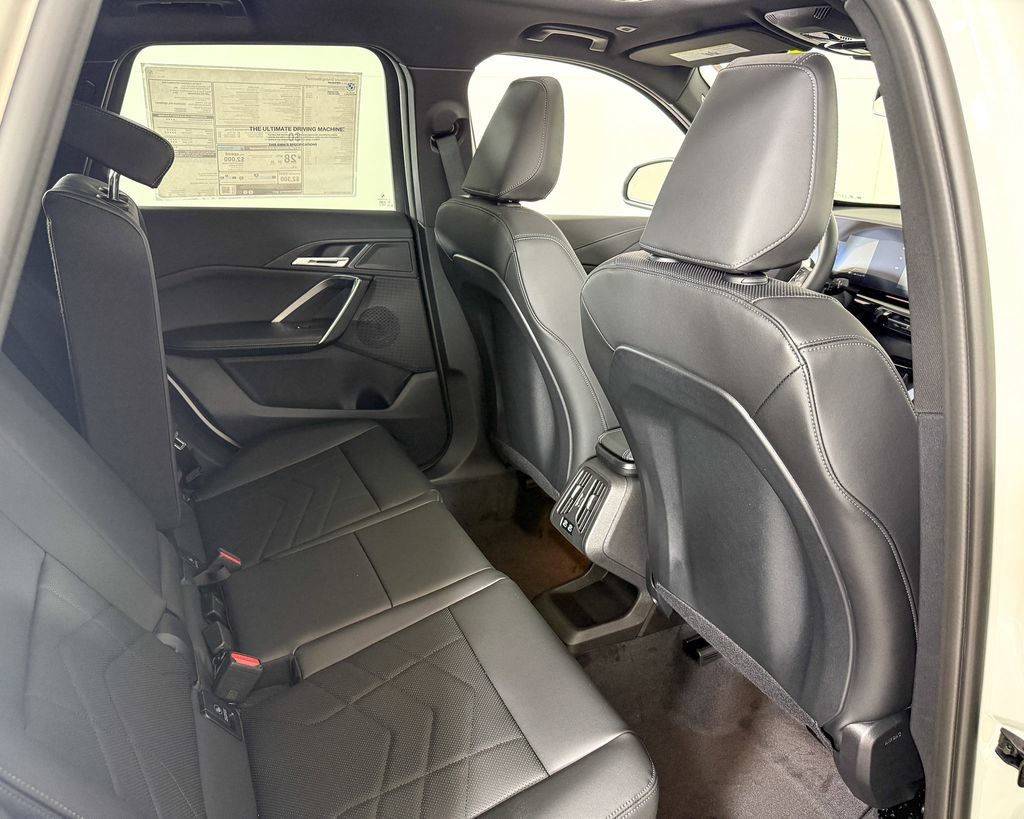 Thumbnail: 2025 BMW X1 - 11