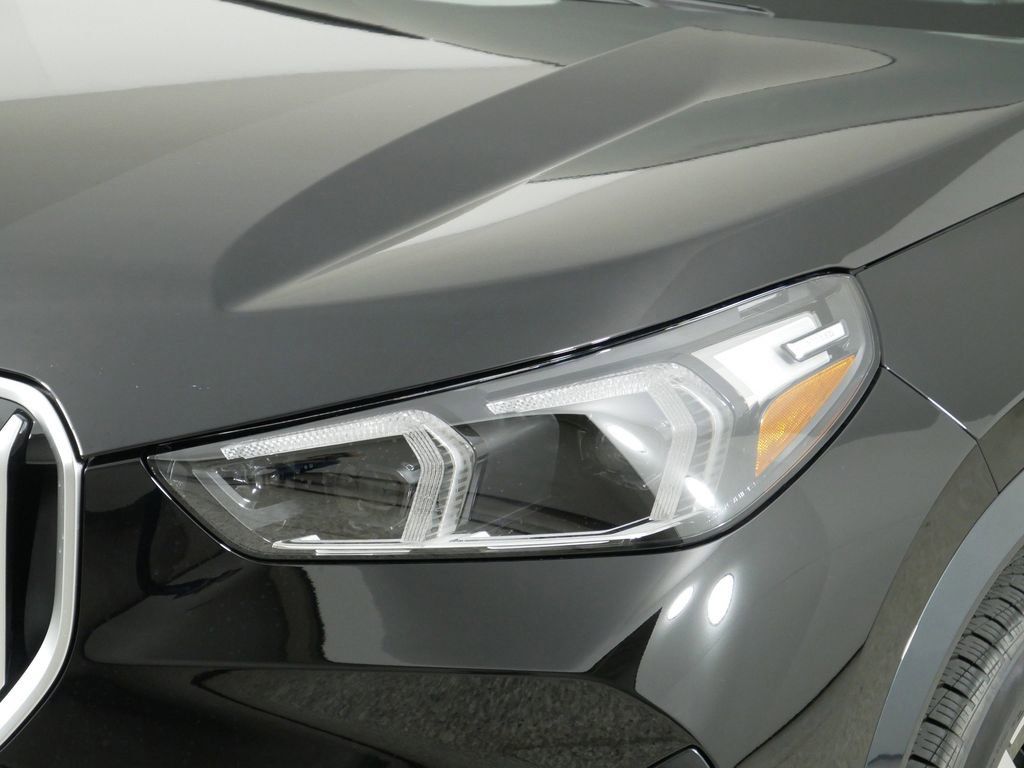 Thumbnail: 2025 BMW X1 - 24