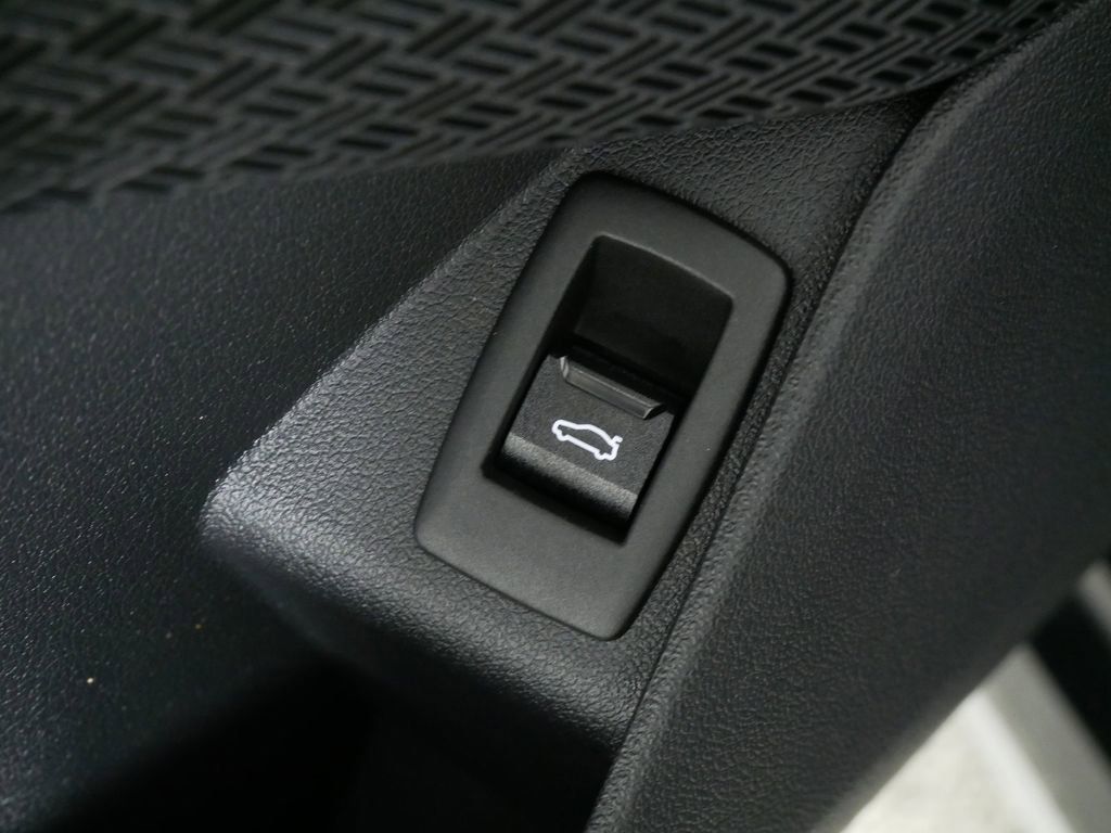 Thumbnail: 2025 BMW X1 - 36