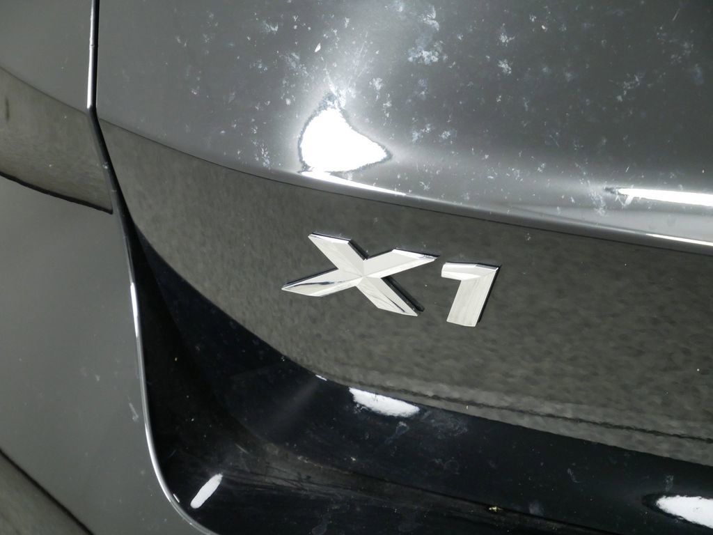 Thumbnail: 2025 BMW X1 - 22