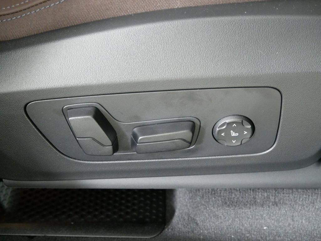 Thumbnail: 2025 BMW X1 - 27