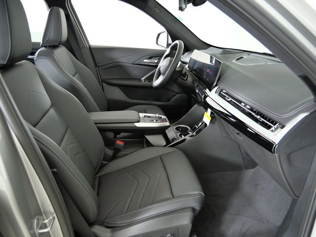Thumbnail: 2026 BMW X1 - 8