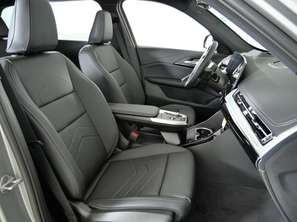 Thumbnail: 2026 BMW X1 - 9