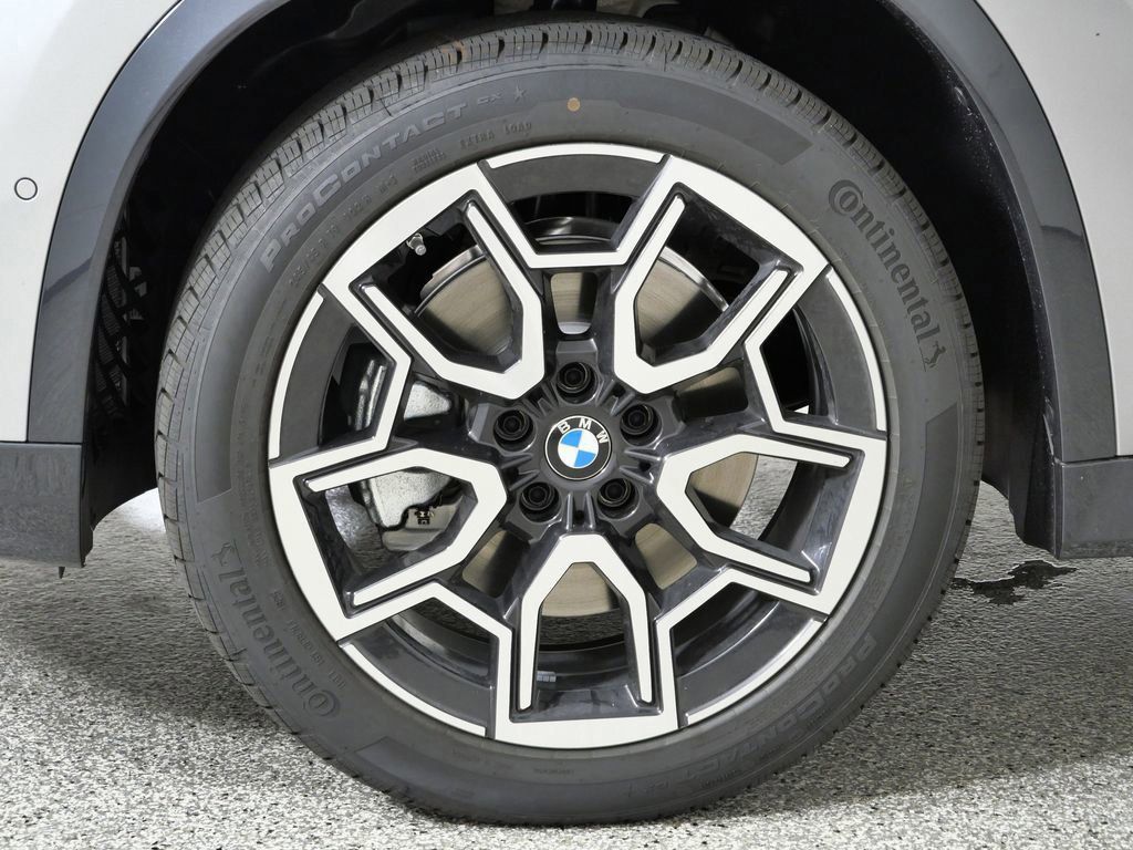 Thumbnail: 2026 BMW X1 - 23