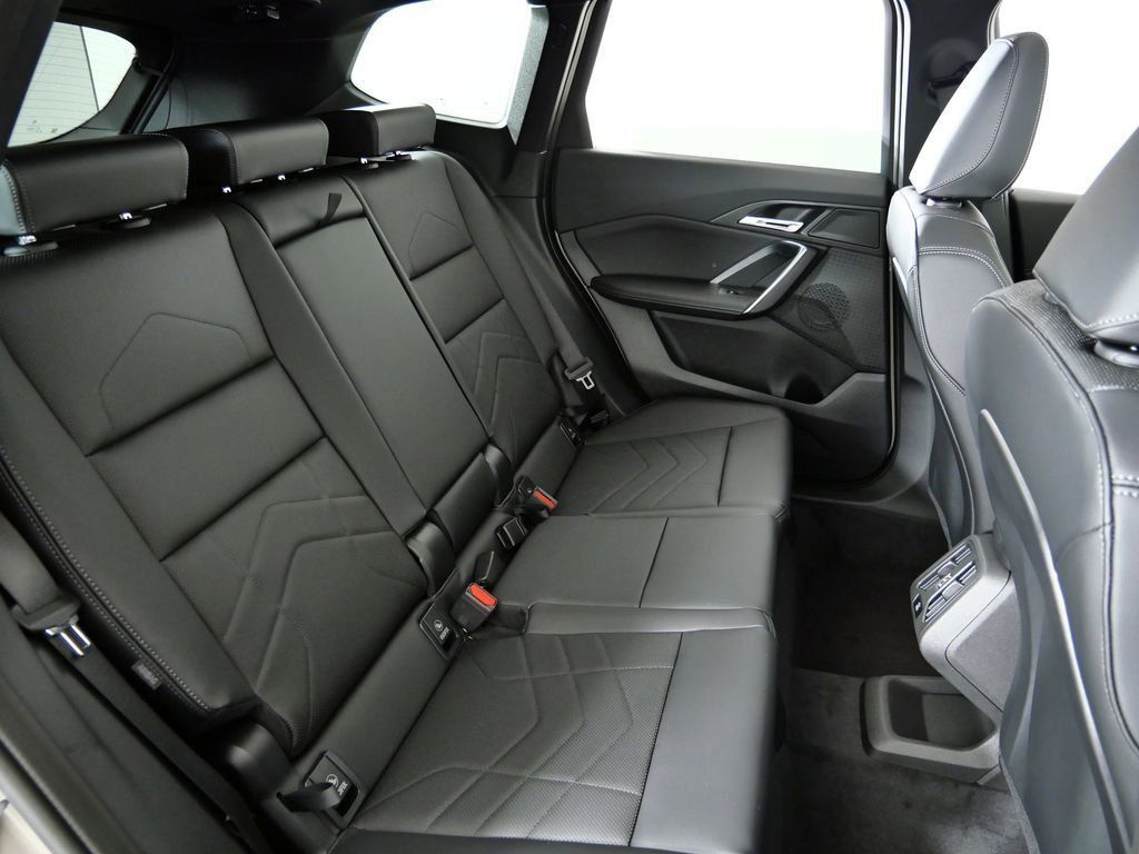 Thumbnail: 2026 BMW X1 - 30