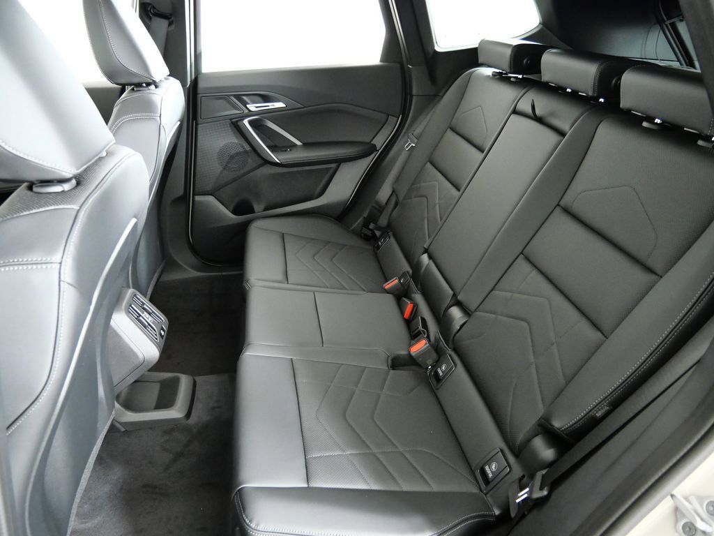 Thumbnail: 2026 BMW X1 - 34