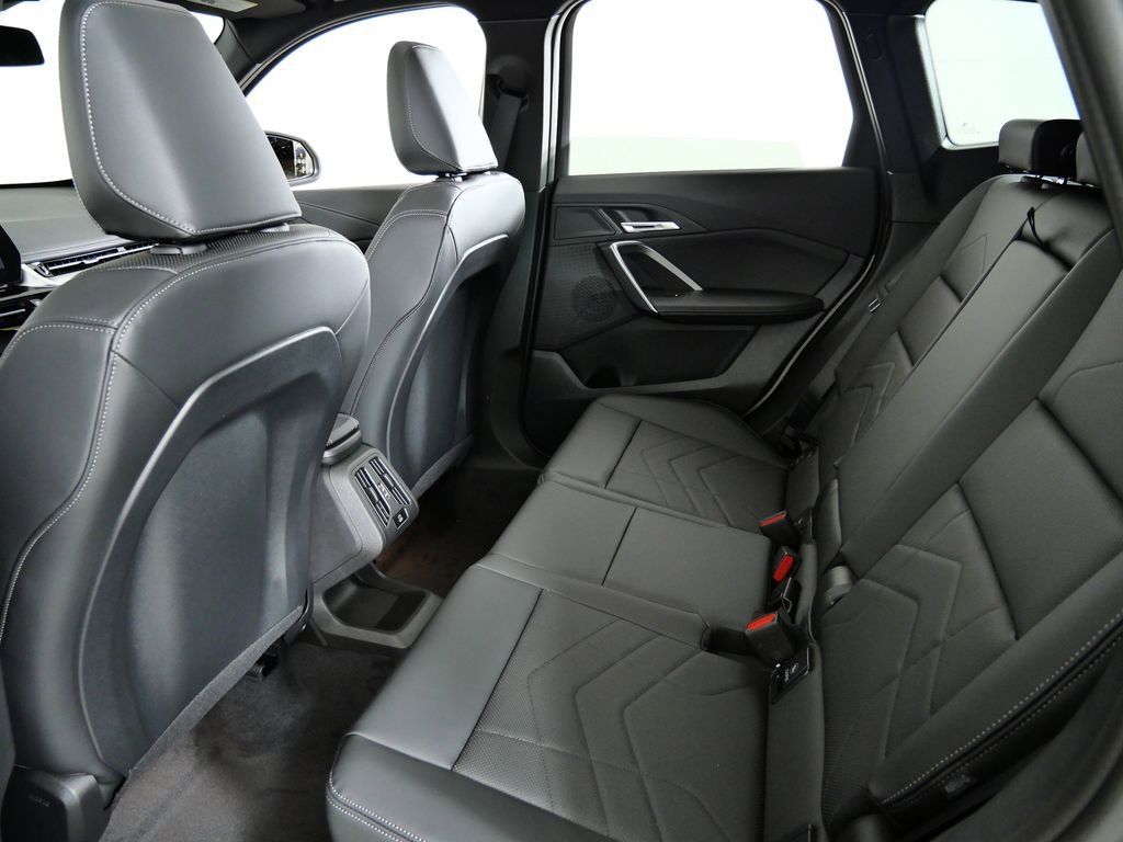 Thumbnail: 2026 BMW X1 - 33