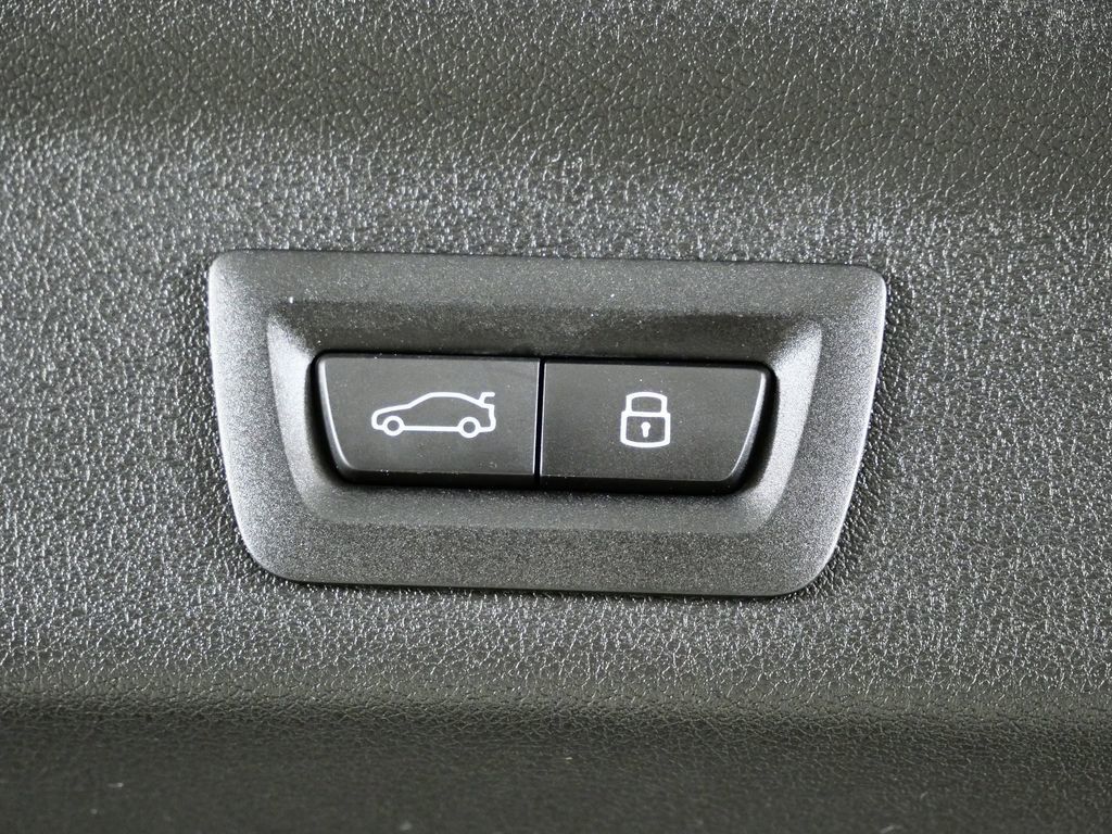 Thumbnail: 2026 BMW X1 - 31