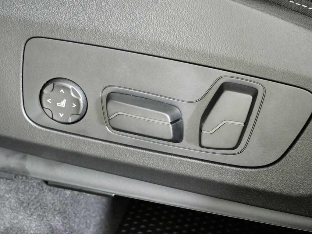 Thumbnail: 2026 BMW X1 - 42