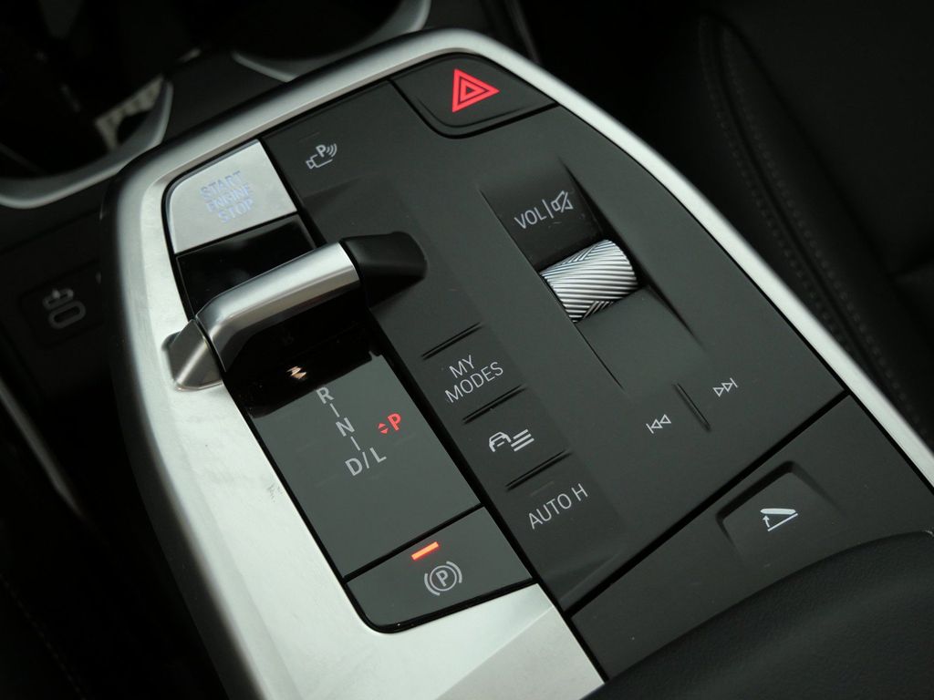 Thumbnail: 2026 BMW X1 - 13