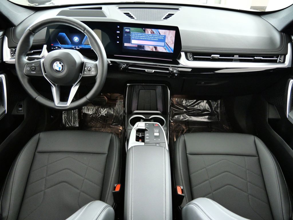 Thumbnail: 2025 BMW X1 - 2