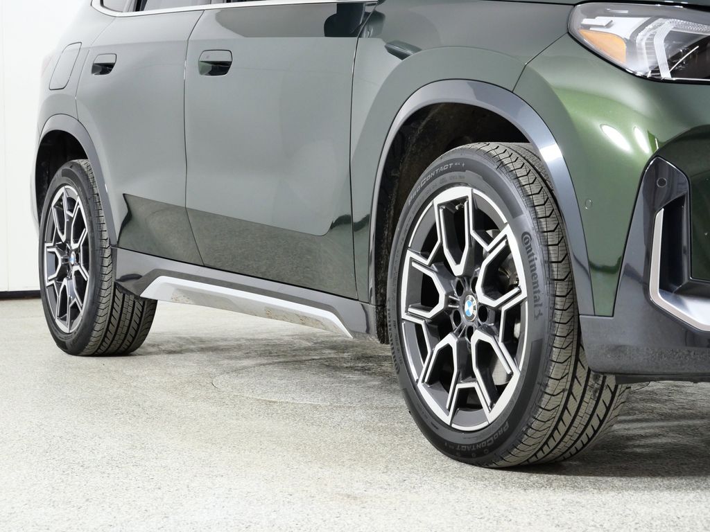 Thumbnail: 2025 BMW X1 - 8