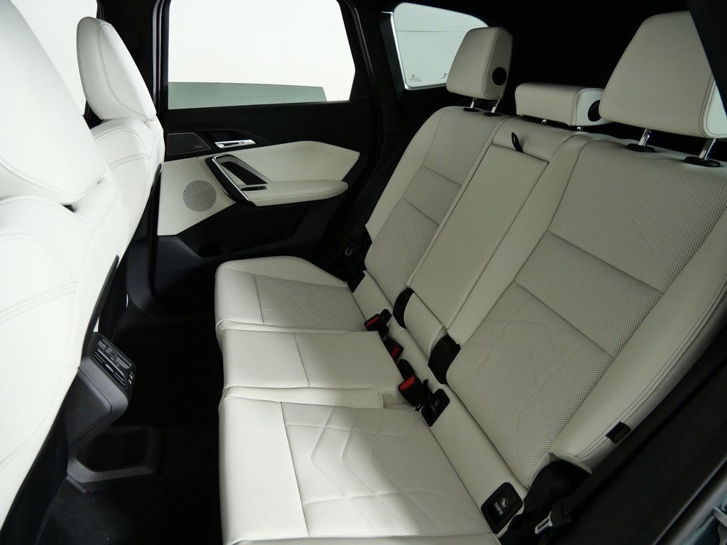 Thumbnail: 2026 BMW X1 - 35
