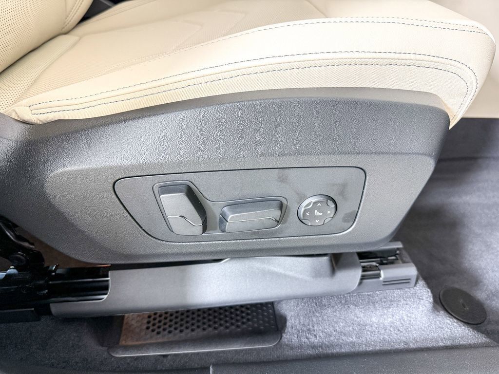 Thumbnail: 2025 BMW X1 - 29