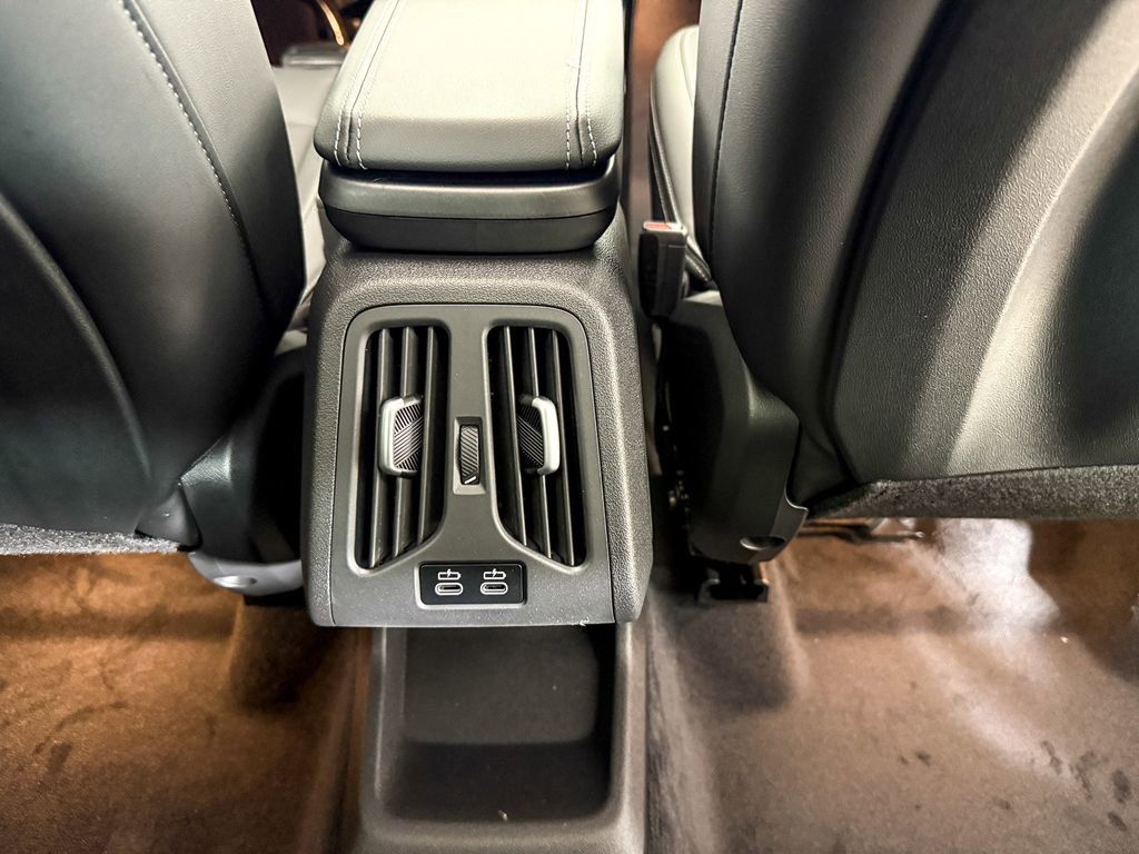 Thumbnail: 2025 BMW X1 - 13