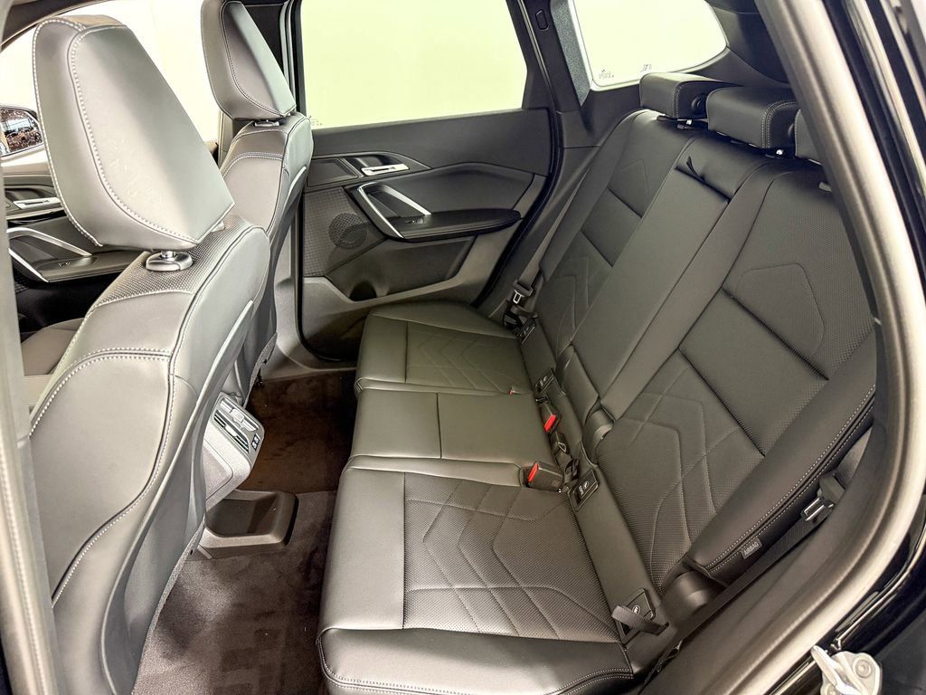 Thumbnail: 2025 BMW X1 - 33