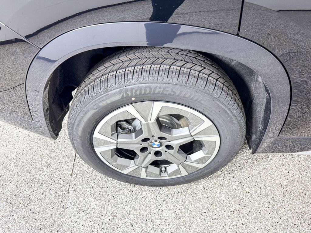 Thumbnail: 2025 BMW X1 - 27