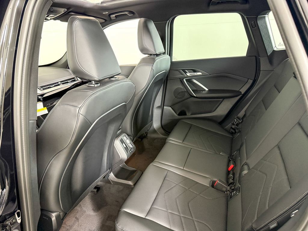 Thumbnail: 2025 BMW X1 - 33