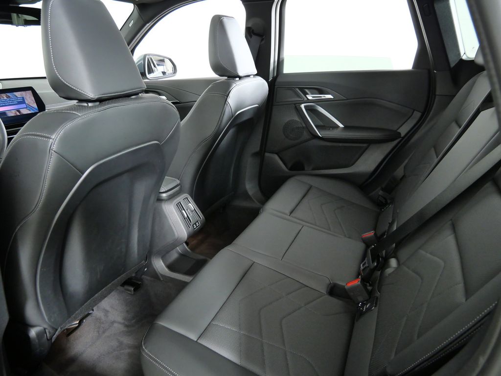 Thumbnail: 2025 BMW X1 - 35