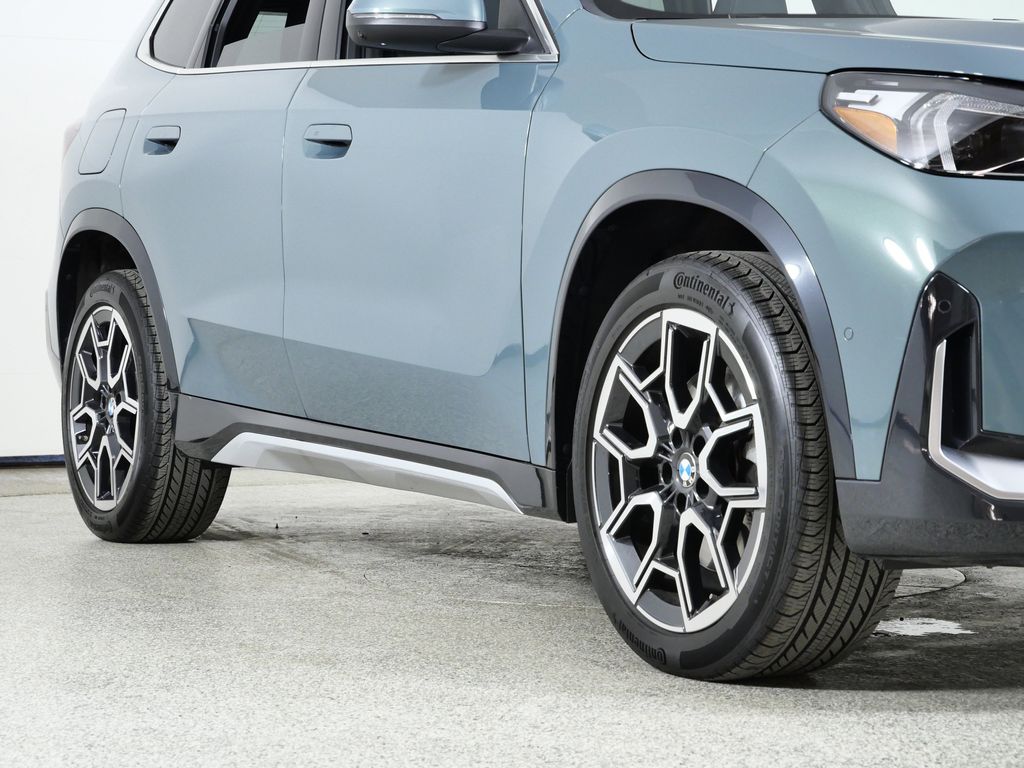 Thumbnail: 2025 BMW X1 - 8