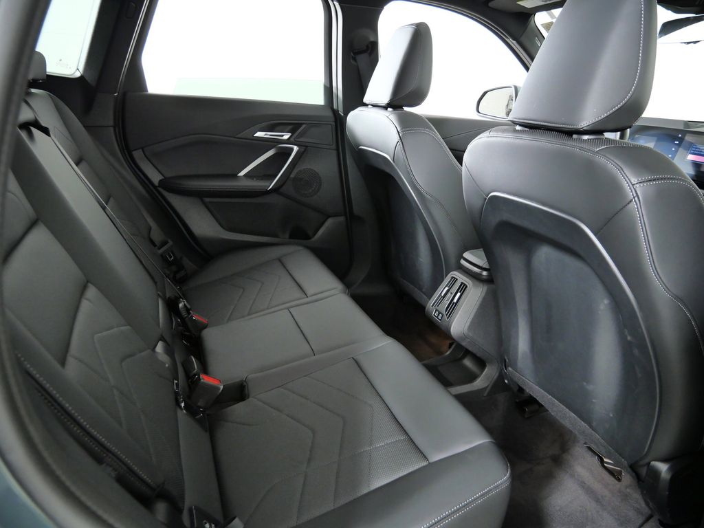Thumbnail: 2025 BMW X1 - 11