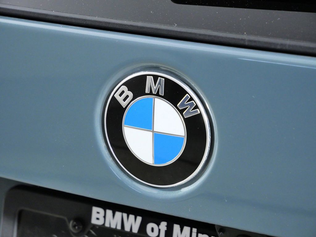 Thumbnail: 2025 BMW X1 - 21