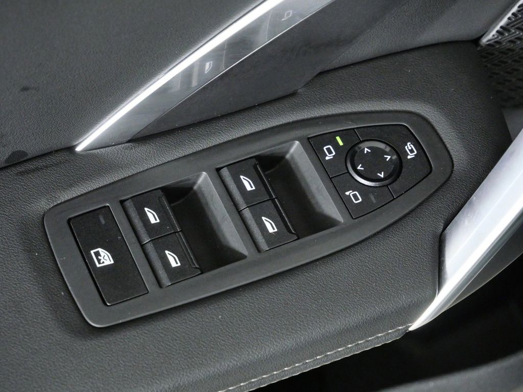 Thumbnail: 2025 BMW X1 - 38