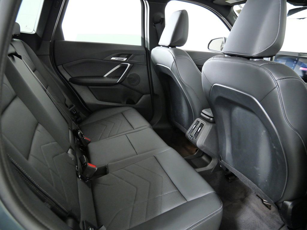 Thumbnail: 2025 BMW X1 - 11