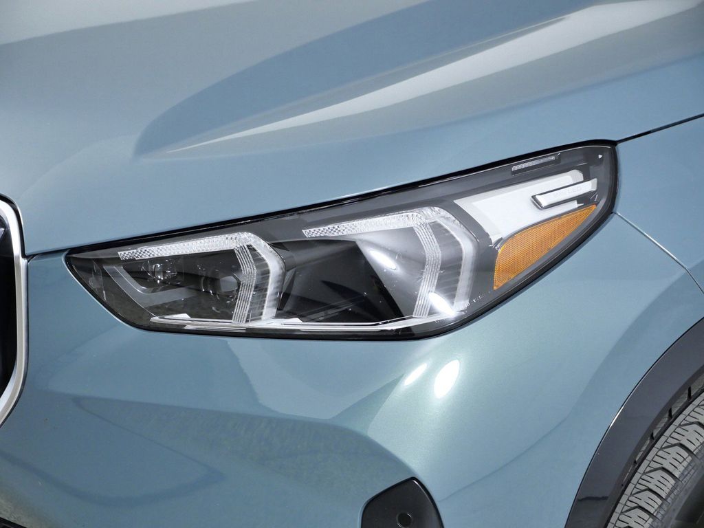 Thumbnail: 2025 BMW X1 - 16