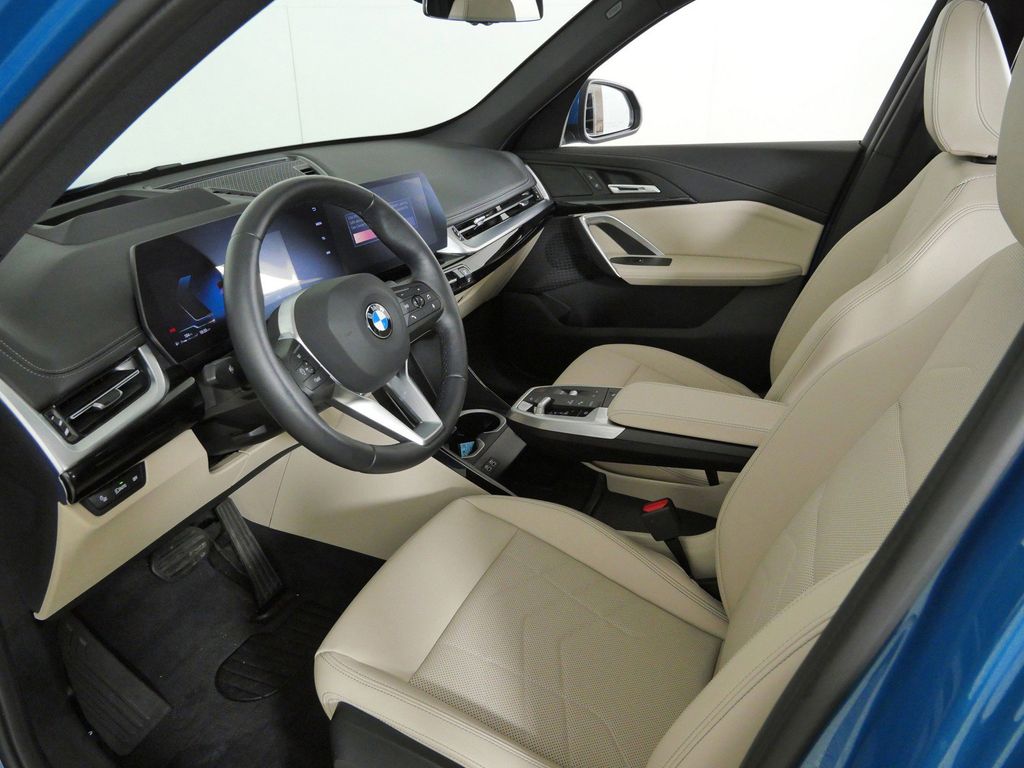 Thumbnail: 2025 BMW X1 - 37