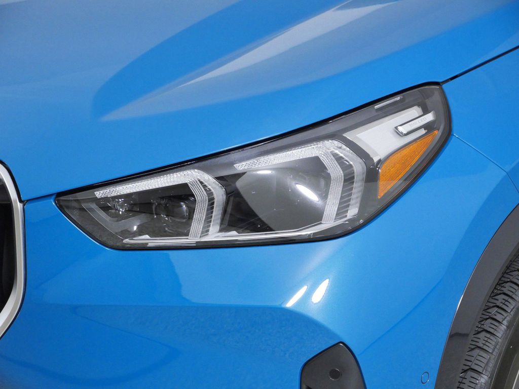 Thumbnail: 2025 BMW X1 - 17