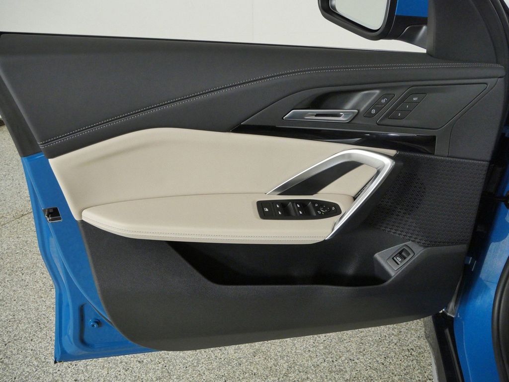 Thumbnail: 2025 BMW X1 - 36