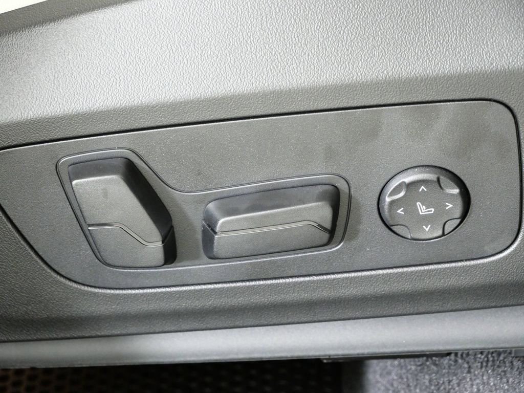 Thumbnail: 2026 BMW X1 - 26