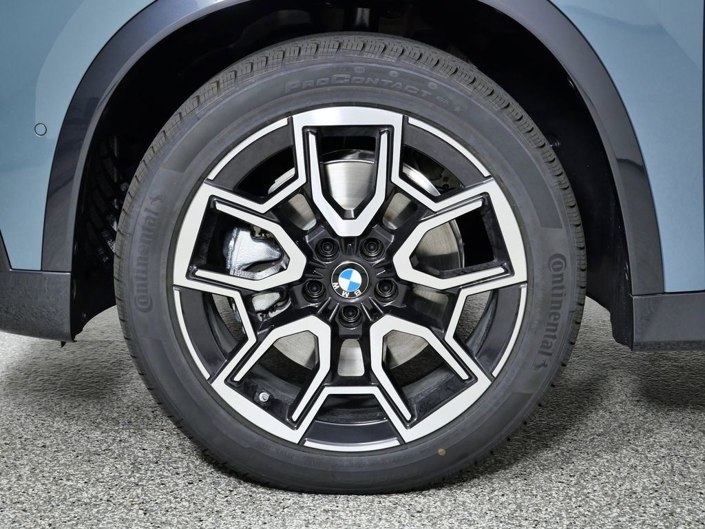 Thumbnail: 2026 BMW X1 - 23