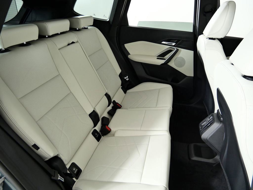 Thumbnail: 2026 BMW X1 - 28