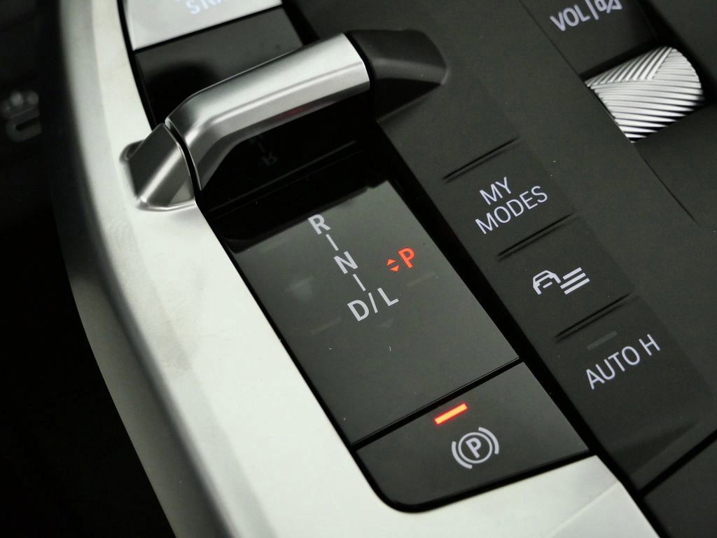 Thumbnail: 2026 BMW X1 - 13