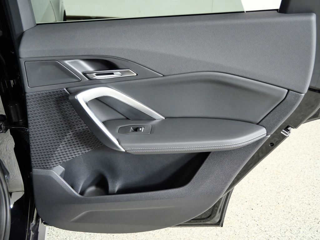 Thumbnail: 2026 BMW X1 - 27