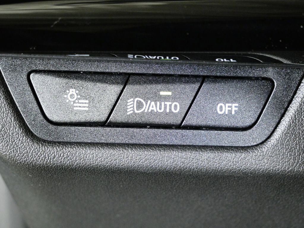 Thumbnail: 2026 BMW X1 - 40