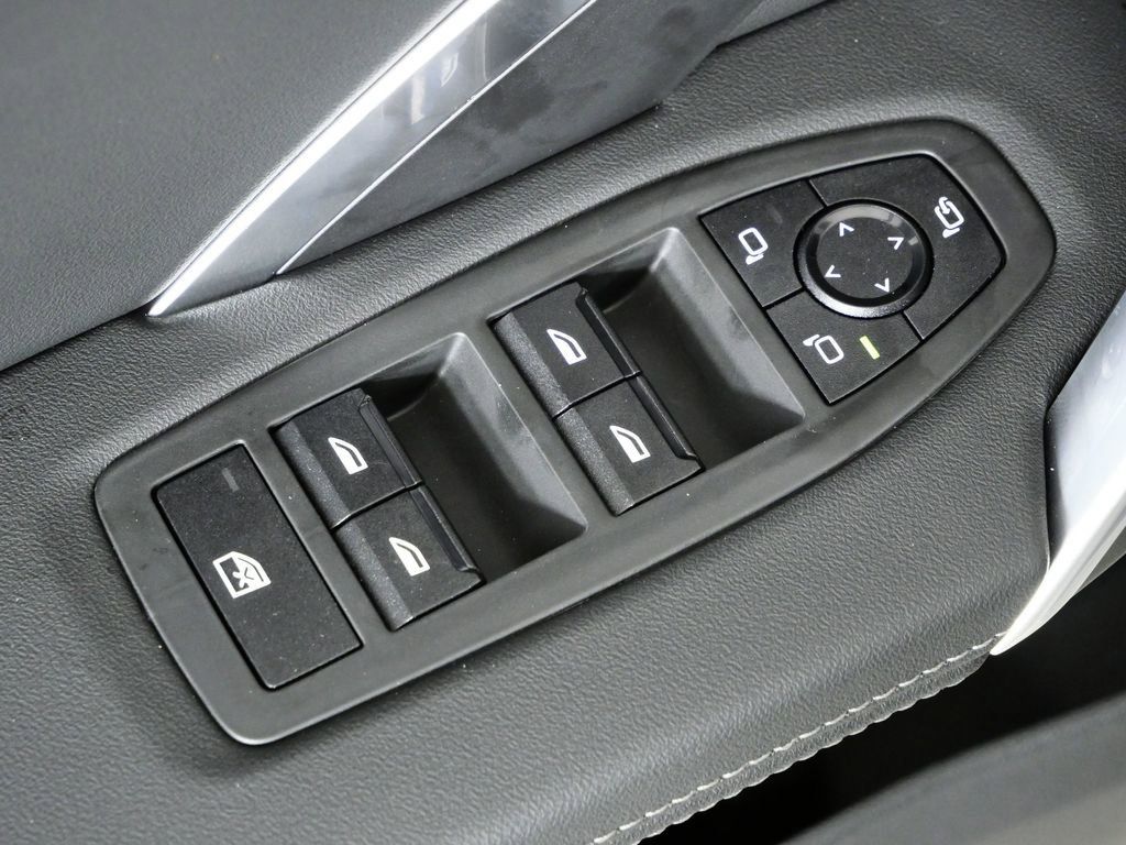 Thumbnail: 2026 BMW X1 - 36