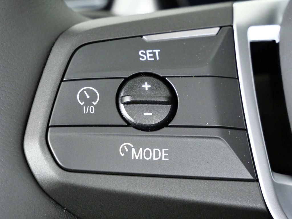 Thumbnail: 2026 BMW X1 - 12