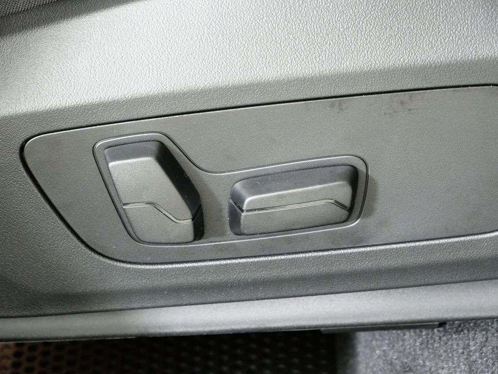 Thumbnail: 2026 BMW X1 - 26