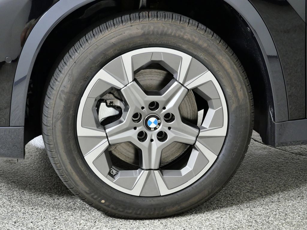 Thumbnail: 2026 BMW X1 - 23