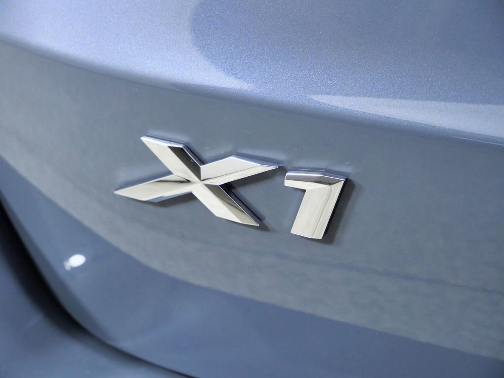 Thumbnail: 2026 BMW X1 - 23