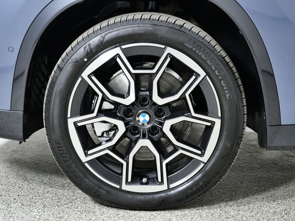 Thumbnail: 2026 BMW X1 - 25