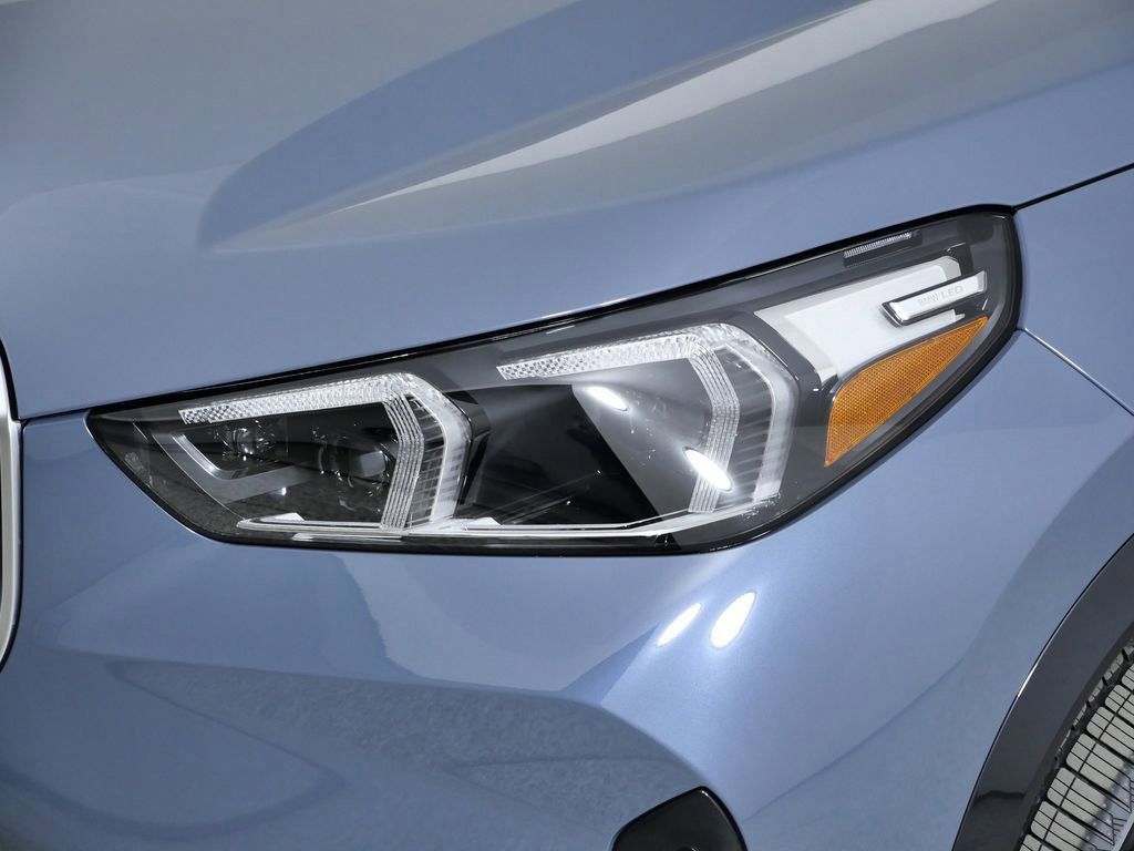 Thumbnail: 2026 BMW X1 - 16