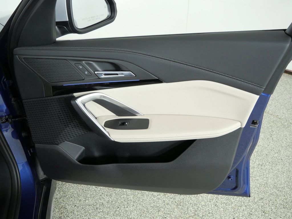 Thumbnail: 2023 BMW X1 - 29