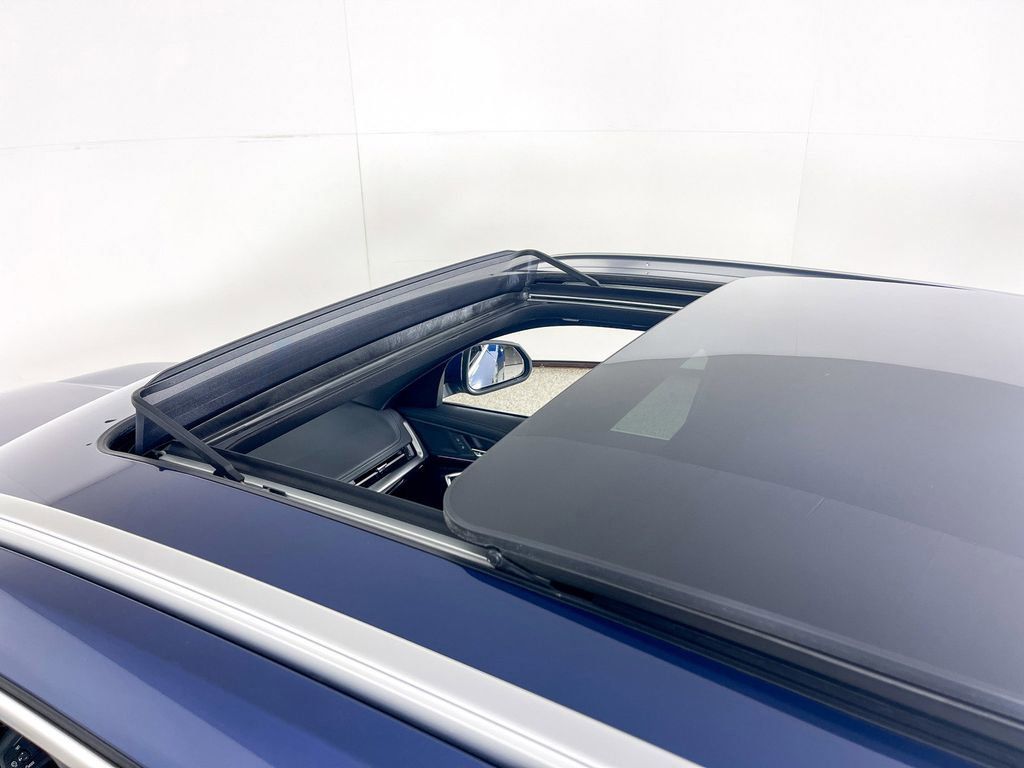 Thumbnail: 2025 BMW X1 - 27